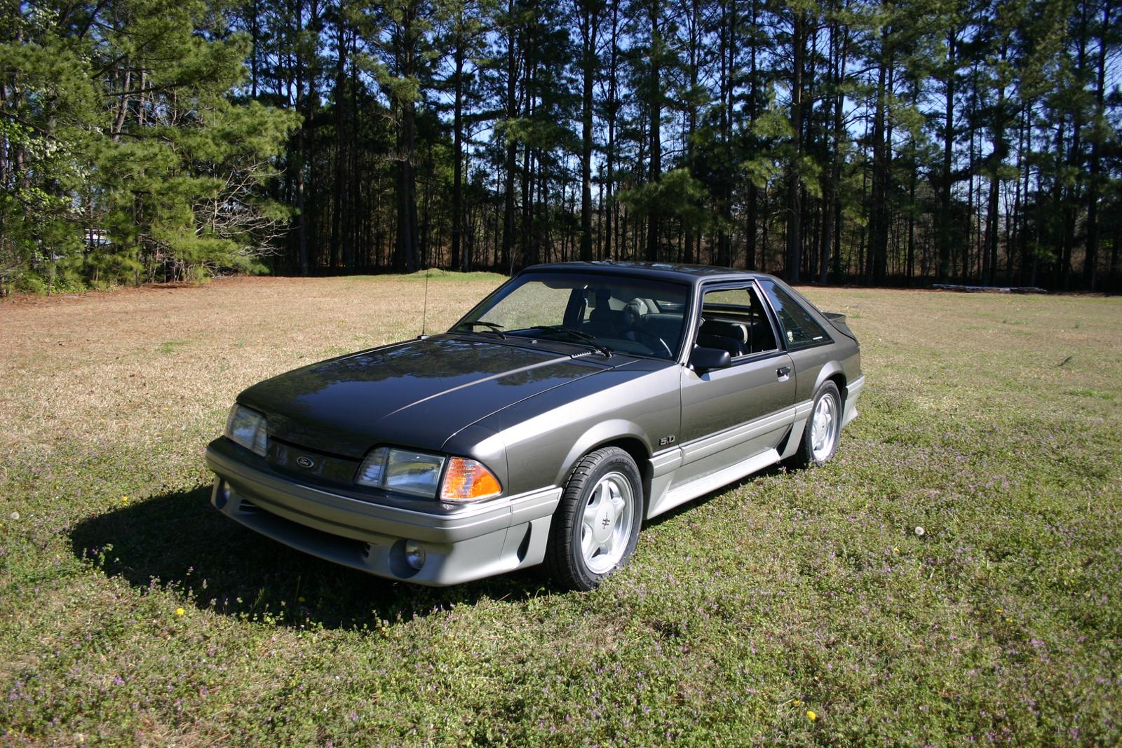 1990 Ford Mustang GT